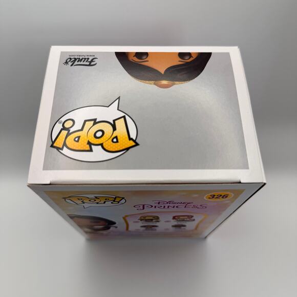 Jasmine #326 Funko Pop Disney – Gold Accents with Pin - Picture 5 of 6